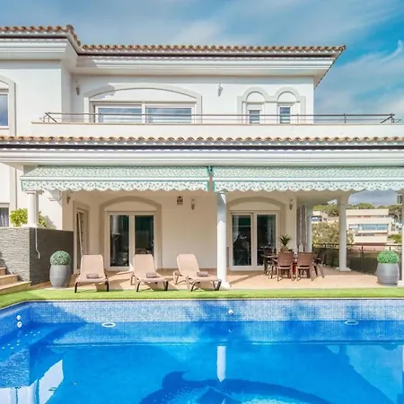 Villa Costacabana - Madison *