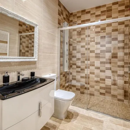 Villa Costacabana - Madison