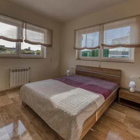 Villa Costacabana - Madison Lloret de Mar