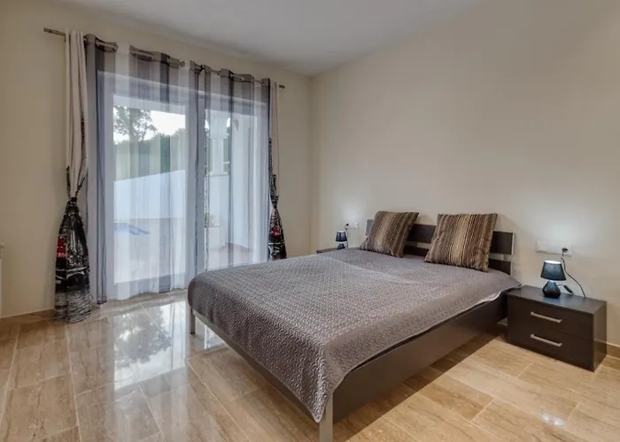 Costacabana - Madison Villa *