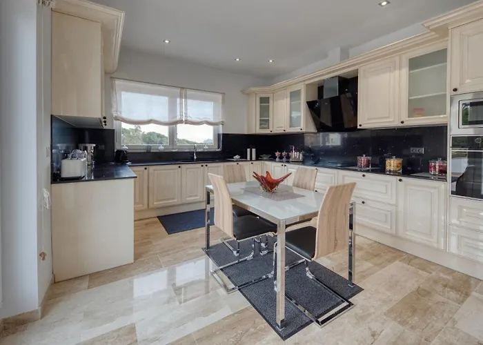 Costacabana - Madison *